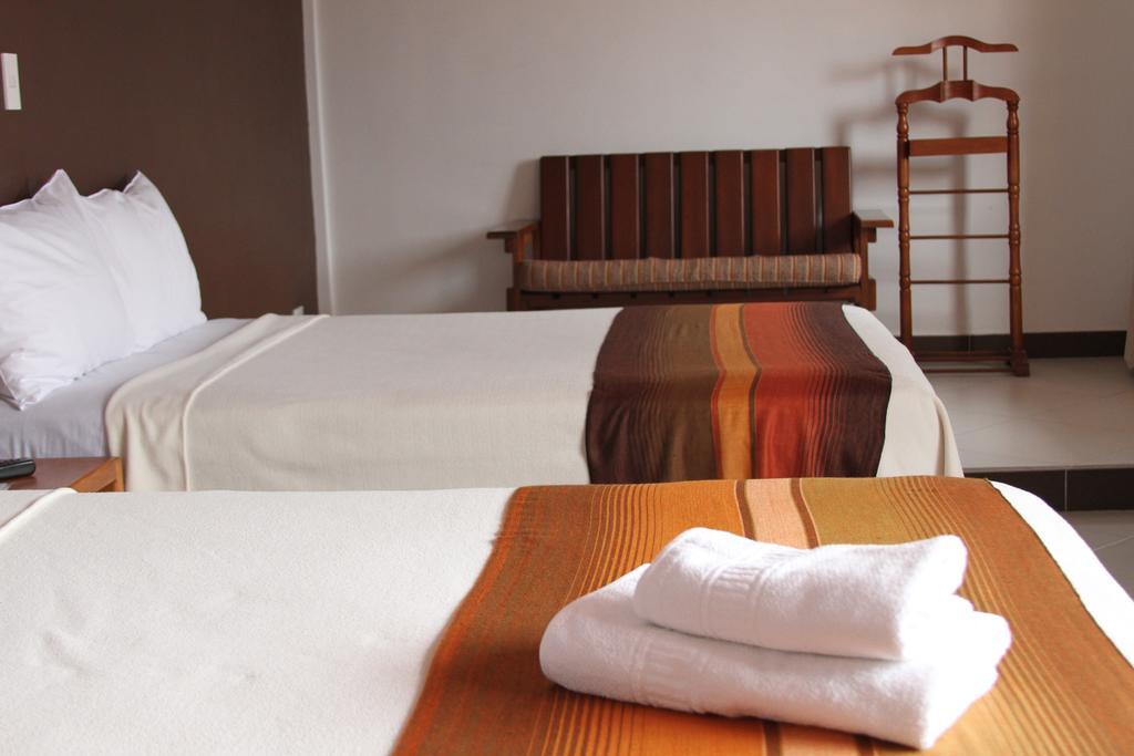Hotel Casa Sakiwa Machachi Екстериор снимка